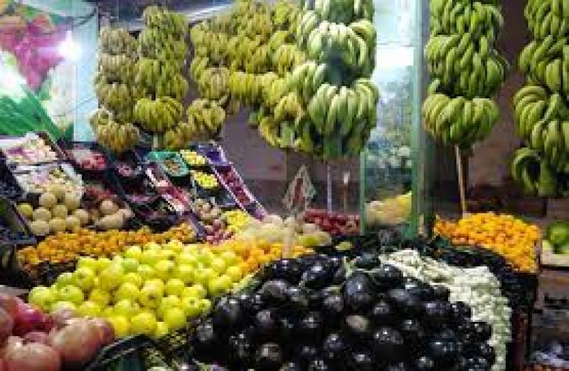 الطماطم بـ4 جنيهات.. أسعار الخضروات والفاكهة اليوم
