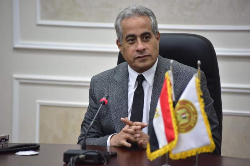 وزير العمل يعلن بدء تنفيذ برنامج الفحص المهني بين مصر والسعودية
