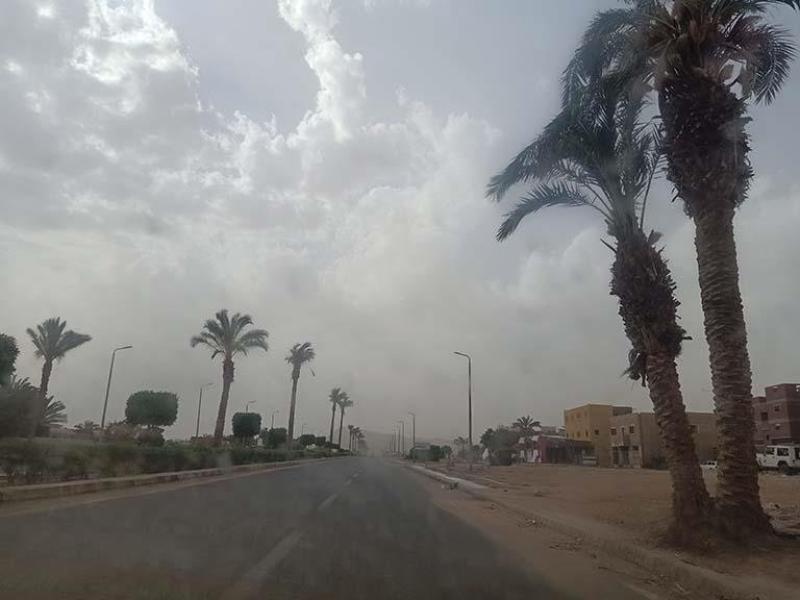الأرصاد تنفي تعرض مصر للعاصفة ”نهال”