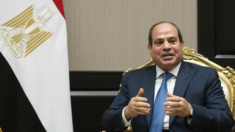 الرئيس السيسي لعمال مصر: تعاهدتم ببناء وطننا العزيز وأوفيتم