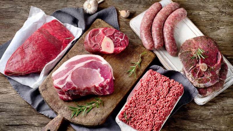 البتلو ينخفض 12 جنيها.. أسعار اللحوم اليوم الجمعة في الأسواق
