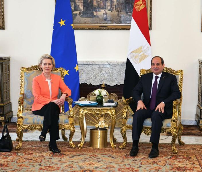 السيسي يستقبل رئيسة المفوضية الأوروبية ويؤكد رفض مصر تهجير الفلسطينيين
