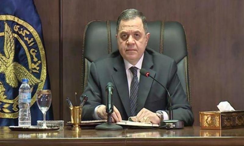 وزير الداخلية يهنئ الرئيس السيسي بذكرى تحرير سيناء