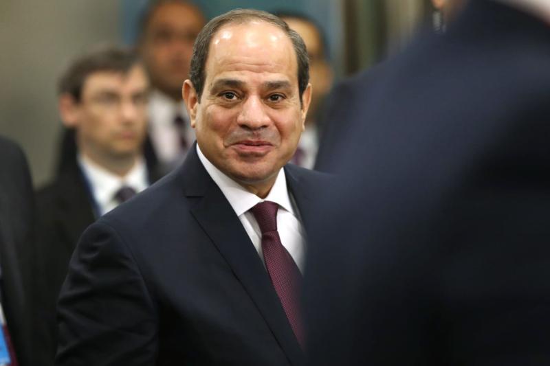 الرئيس السيسي يوجه نصيحة للأسرة المصرية