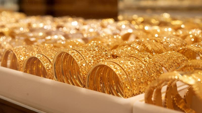 سعر الذهب الآن.. تراجع جديد يهز سوق الصاغة وعيار 21 يهبط لأدنى مستوى
