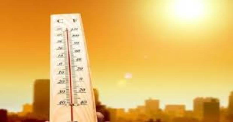 انخفاض الحرارة وظاهرة خطيرة.. ”الأرصاد” تعلن حالة الطقس غدا في مصر